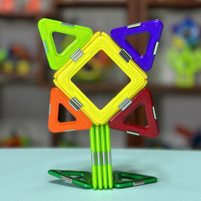 acheter Ensemble de tuiles magnétiques aux formes polyvalentes pour les animaux et les plantes online manufacture