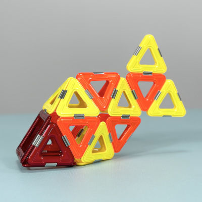 Ensemble de tuiles magnétiques aux formes polyvalentes pour animaux et plantes Poissons rouges