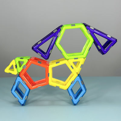 Jouets pour enfants Carreaux magnétiques Animaux Structure de chien Enfants Blocs de construction Forme personnalisée