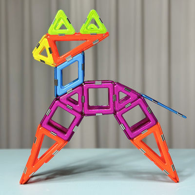 Enfants colorés Blocs magnétiques Animaux Carreaux de bâtiment Sika Structure de cerf