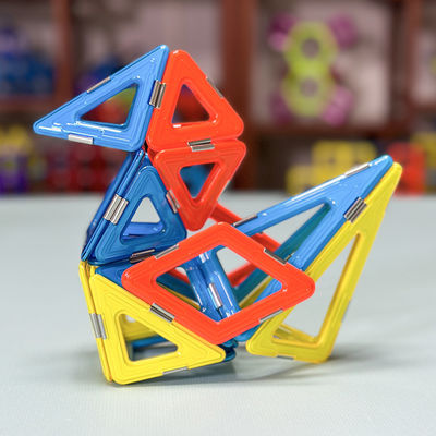 Formes polyvalentes Qianzhihe Carreaux magnétiques Animaux Jouets de construction magnétiques Non toxiques